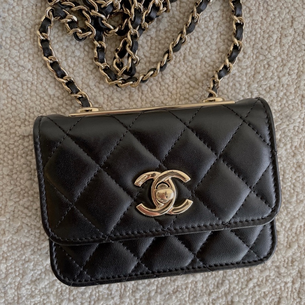 Chanel mini trendy cc wallet on chain in black